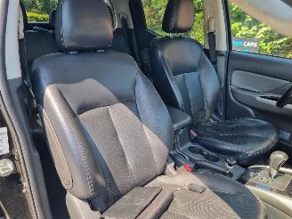 Mitsubishi L-200 2.4 DI-D Aut Double Cab picture 14