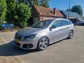 skadebil auto Peugeot 308 Puretech 130 GT Line Pano 2021/2
