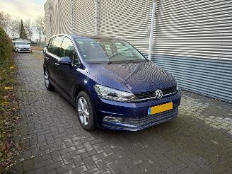 uszkodzony samochody osobowe Volkswagen Touran 1.4 TSI MFS/PDC/CLIMA SCHADEVRIJ! 2016/8