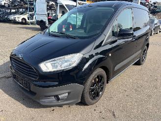 Vrakbiler bedrijf Ford Transit Courier Van  2017/1