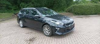  Kia Ceed 1.6 CRDI 136pk Navi Led koplampen Leder Sportstoelen-Memory  Climatecontrol Elektrische achterklep Achteruitrijcamera Led-Achterlichten CruiseControl 4xStoelverwarming Lichtautomaat 2018/9
