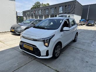Voiture accidenté Kia Picanto 1.0 DPI DYNAMIC LINE - NAVI - CAMERA - CRUISE 2025/4