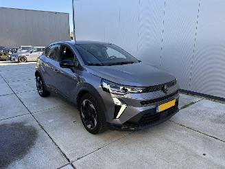 Vaurioauto  passenger cars Renault Captur 1.6 E-Tech HYBRID 145 Techno-NAVI-CAMERA-LED-PDC 2024/12