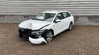 Vrakbiler auto Volkswagen Golf Golf VIII Variant (GC5), Combi, 2020 1.5 eTSI 16V 2021/8