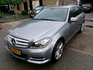skadebil auto Mercedes C-klasse 180 BUSINESS AVANTGARDE AUT CLIMA NAVI 2011/12