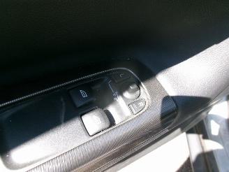 Volvo C-30 1.6 D2 R-EDITION picture 13