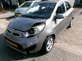 Avarii autoturisme Kia Picanto 1.0 CVVT ISG COMFORT PACK AIRCO 2014/3