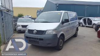 Vrakbiler auto Volkswagen Transporter Transporter T5, Van, 2003 / 2015 1.9 TDi 2009