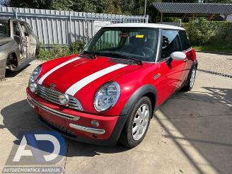 Uttjänta bilar auto Mini Cooper Mini (R50/53), Hatchback, 2001 / 2007 1.6 16V Cooper 2003