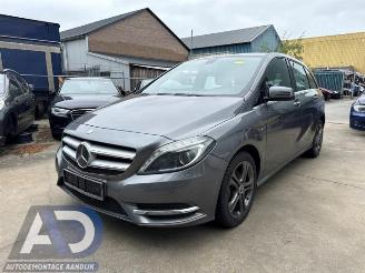 Sloopauto Mercedes B-klasse B (W246/W242), Hatchback, 2011 / 2018 1.6 B-180 BlueEFFICIENCY Turbo 16V 2012