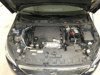 Peugeot 308 II SW STYLE picture 25