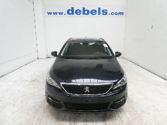 Vaurioauto  passenger cars Peugeot 308 II SW STYLE 2020/6