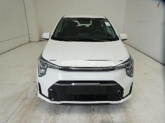 Kia Picanto  picture 2