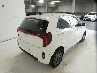 Kia Picanto  picture 8