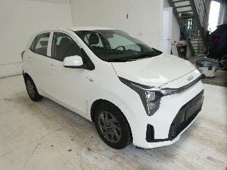 Kia Picanto  picture 10