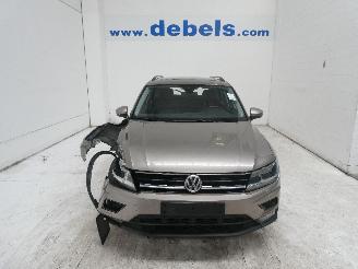 Schadeauto Volkswagen Tiguan COMFORTLINE 2017/6
