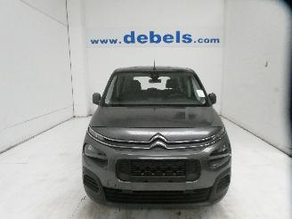 krockskadad bil auto Citroën Berlingo MULTISPACE 2019/7