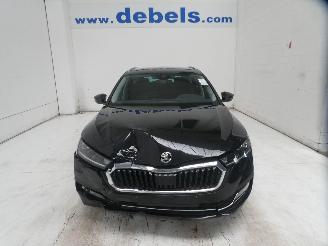 Coche accidentado Skoda Octavia 2.0D FIRST EDITIO 2023/2