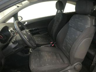 Opel Corsa  picture 15