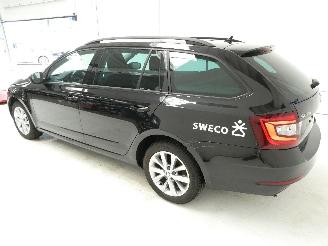 Skoda Octavia 1.0 picture 5