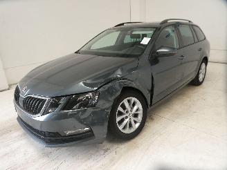 Skoda Octavia AMBITION picture 3