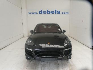 Auto incidentate Porsche Cayenne 1 ATTEST VERLIES . 2016/8