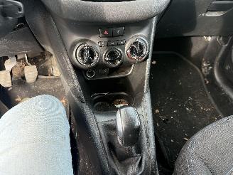 Peugeot 208 1.2 ALLURE picture 25