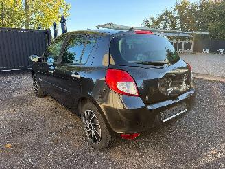 Renault Clio ICE WATCH picture 12