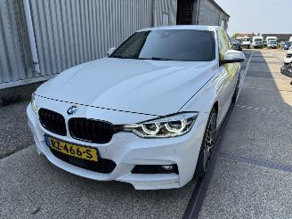 Schadeauto BMW 3-serie 330e High Executive M-Sport 2016/9