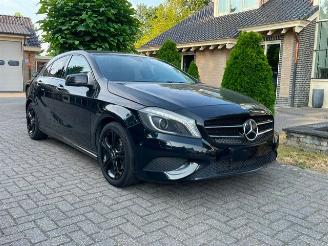  Mercedes A-klasse 200 URBAN NAVI PDC BI XENON 2014/3