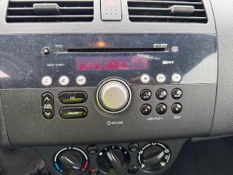 Suzuki Swift  picture 24