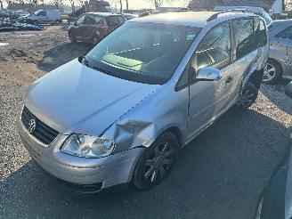 škoda osobní automobily Volkswagen Touran  2006/6