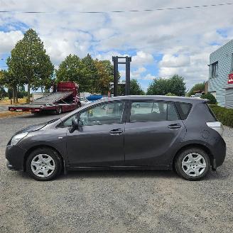 Unfallwagen Toyota Verso ACTIVE 2012/2