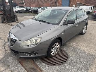  Lancia Delta  2010/7