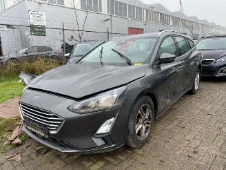demontáž osobní automobily Ford Focus Focus 4 Wagon, Combi, 2018 / 2025 1.0 Ti-VCT EcoBoost 12V 125 2019