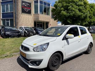Vrakbiler auto Mitsubishi Space-star Space Star (A0), Hatchback, 2012 1.0 12V 2016/3
