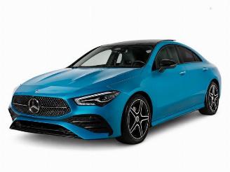 Vrakbiler auto Mercedes Cla-klasse CLA (118.3), Sedan, 2019 1.3 CLA-180 Turbo 16V 2025/8