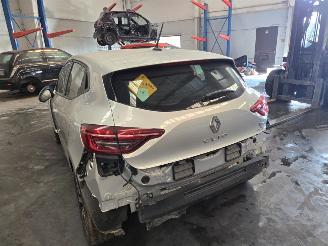 Renault Clio  picture 9