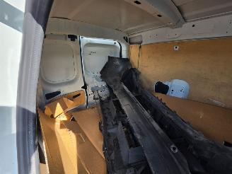 Renault Express  picture 11