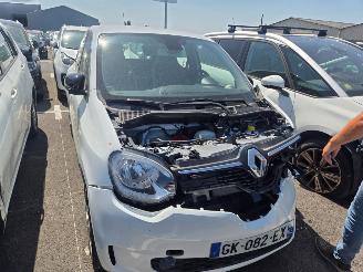skadebil auto Renault Twingo  2022/10