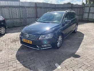 Unfallwagen Volkswagen Passat  2011/1