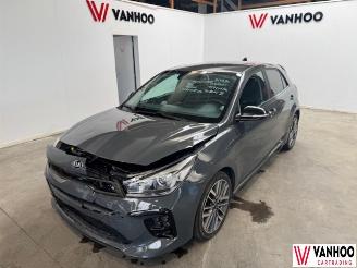 Damaged car Kia Rio  2021/5