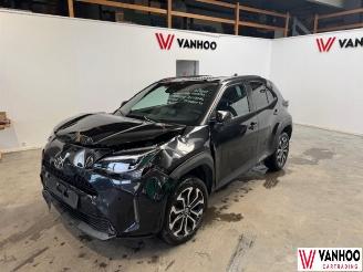 uszkodzony samochody osobowe Toyota Yaris CROSS 2024/8