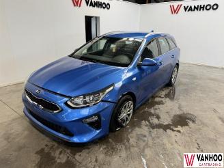 Unfallwagen Kia Cee d  2019/12