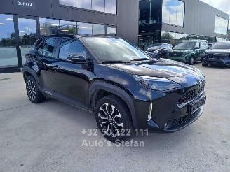 Vaurioauto  passenger cars Toyota Yaris CROSS 2024/1