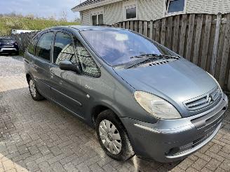 Schadeauto Citroën Xsara-picasso 1,6 HDI-110,PS CLIMATRONIK 2005/3