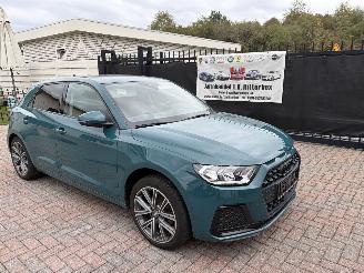 krockskadad bil auto Audi A1 AUTOMATIC -- SPORT 2019/10