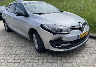 skadebil auto Renault Mégane 1.2 TCe Limited 2016/4