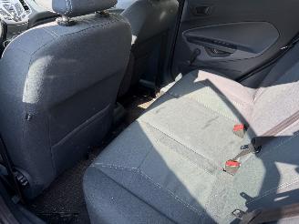 Ford Fiesta 1.4 Titanium picture 8