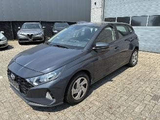 Avarii autoturisme Hyundai I-20 HYUNDAI I20 1.0I AUTOMAAT 2022 2022/11